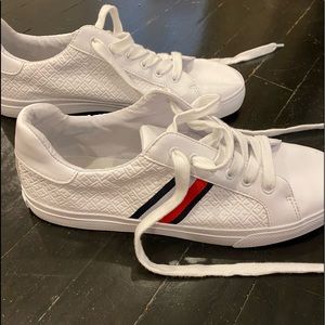 Tommy Hilfiger sneakers